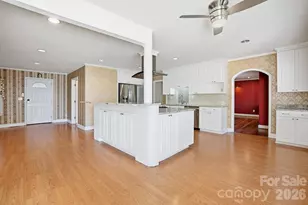 18409 St Charles Ln, Charlotte, NC 28278 - Photo 4