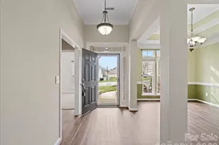 879 Pinkney Pl, Stanley, NC 28164 - Photo 4