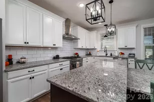 2404 Rosemond Cir, Gastonia, NC 28056 - Photo 14