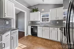 7124 Rumple Rd, Charlotte, NC 28262 - Photo 20