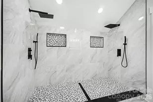 411 Hanna St, Gastonia, NC 28052 - Photo 16