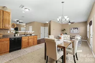 1806 Tradd Ave, Clover, SC 29710 - Photo 8