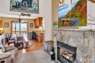 371 Falcon Ridge Dr, Waynesville, NC 28786 - Photo 8