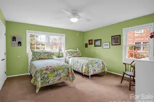 410 Golf View Condo Ln, Hendersonville, NC 28739 - Photo 16