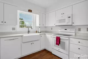 410 Golf View Condo Ln, Hendersonville, NC 28739 - Photo 8