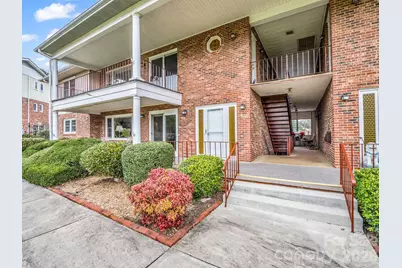 410 Golf View Condo Lane #2A, Hendersonville, NC 28739 - Photo 2