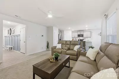 586 N Sparkleberry Street, Chester, SC 29706 - Photo 12