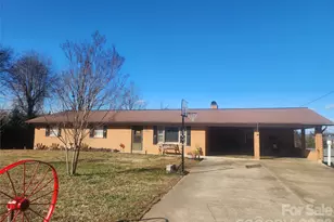 7723 Shoupes Grove Church Rd, Hickory, NC 28602 - Photo 1