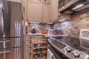 1113 Torrence Cir, Davidson, NC 28036 - Photo 6