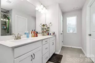 11210 Bartrams Wy, Charlotte, NC 28278 - Photo 24