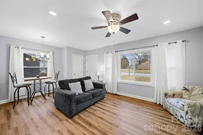 439 Hillcrest Drive, Statesville, NC 28677 - Photo 4