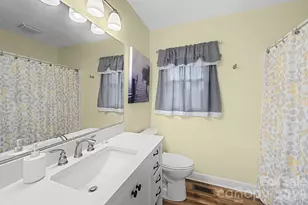 439 Hillcrest Dr, Statesville, NC 28677 - Photo 12