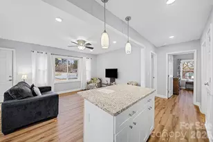 439 Hillcrest Dr, Statesville, NC 28677 - Photo 6