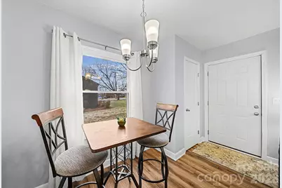 439 Hillcrest Drive, Statesville, NC 28677 - Photo 2