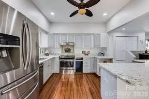 20 Quayside Ct, Lake Wylie, SC 29710 - Photo 10