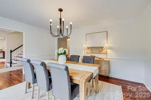 8 Hickory Ridge Ct, Lake Wylie, SC 29710 - Photo 2