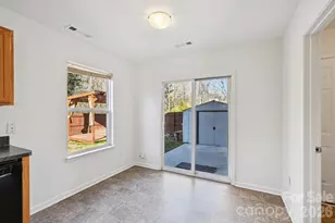 1202 Pinehaven Ct, Charlotte, NC 28215 - Photo 16