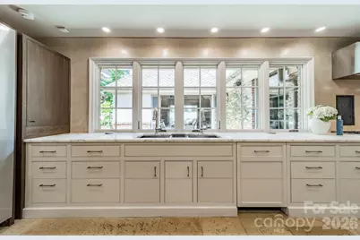 1201 Marlwood Terrace, Charlotte, NC 28209 - Photo 12