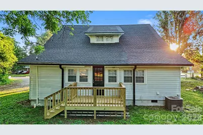 9238 Nc Hwy 90 Highway E, Stony Point, NC 28678 - Photo 2