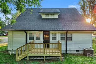 9238 Nc Hwy 90 Hwy E, Stony Point, NC 28678 - Photo 2