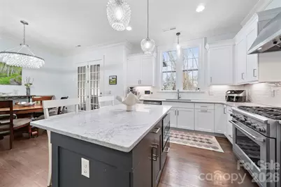 2828 Hillside Springs Drive, Charlotte, NC 28209 - Photo 10