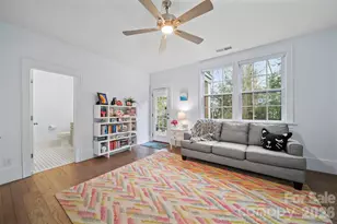 2828 Hillside Springs Dr, Charlotte, NC 28209 - Photo 4