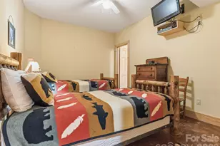 167 Mountain Vis Dr, Saluda, NC 28773 - Photo 44