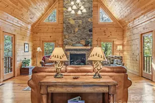 167 Mountain Vis Dr, Saluda, NC 28773 - Photo 6