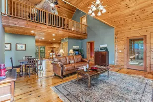 167 Mountain Vis Dr, Saluda, NC 28773 - Photo 16