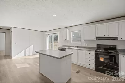 3613 Jamestown Road, Morganton, NC 28655 - Photo 12