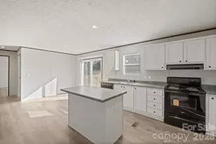 3613 Jamestown Rd, Morganton, NC 28655 - Photo 12