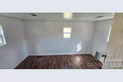 227 Brixton Place SW, Lenoir, NC 28645 - Photo 6