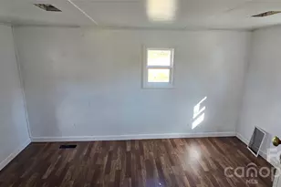 227 Brixton Pl SW, Lenoir, NC 28645 - Photo 6