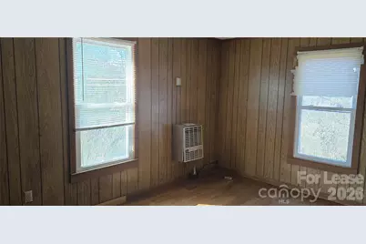 227 Brixton Place SW, Lenoir, NC 28645 - Photo 4