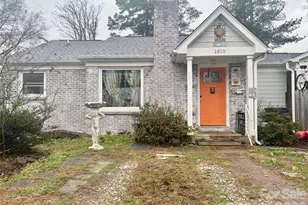 1810 Marguerite Ave, Charlotte, NC 28205 - Photo 2