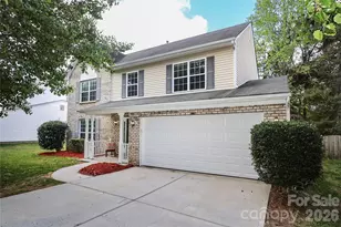 10910 Elm Bend Dr, Charlotte, NC 28273 - Photo 2