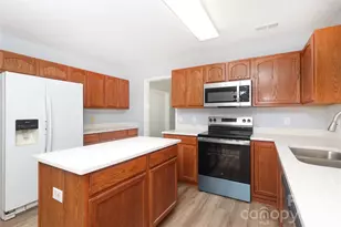 10910 Elm Bend Dr, Charlotte, NC 28273 - Photo 10