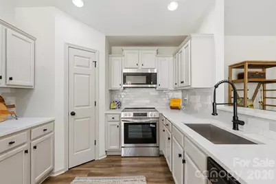 6715 Rubin Lura Court, Charlotte, NC 28269 - Photo 6