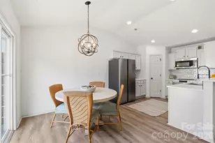 6715 Rubin Lura Ct, Charlotte, NC 28269 - Photo 8