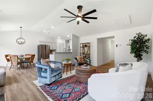 6715 Rubin Lura Ct, Charlotte, NC 28269 - Photo 4