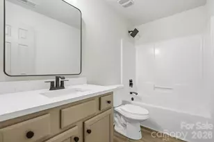 6715 Rubin Lura Ct, Charlotte, NC 28269 - Photo 18