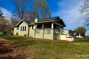 112 Myrtle St, Morganton, NC 28655 - Photo 2