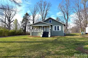 112 Myrtle St, Morganton, NC 28655 - Photo 1