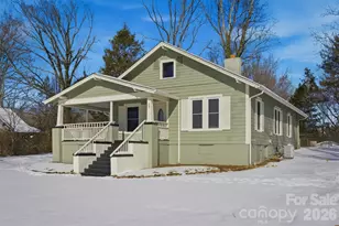 112 Myrtle St, Morganton, NC 28655 - Photo 1