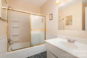 8017 Regent Park Ln, Charlotte, NC 28210 - Photo 12