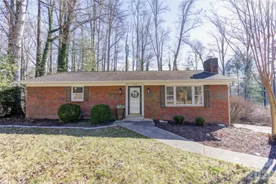 216 Castleton Lane, Hendersonville, NC 28791 - Photo 2