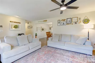 216 Castleton Lane, Hendersonville, NC 28791 - Photo 4