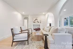 911 E Woodlawn Rd, Charlotte, NC 28209 - Photo 4