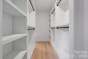 911 E Woodlawn Rd, Charlotte, NC 28209 - Photo 14