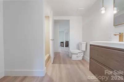 911 E Woodlawn Road, Charlotte, NC 28209 - Photo 34